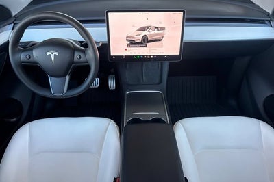 2023 Tesla Model Y Performance AWD