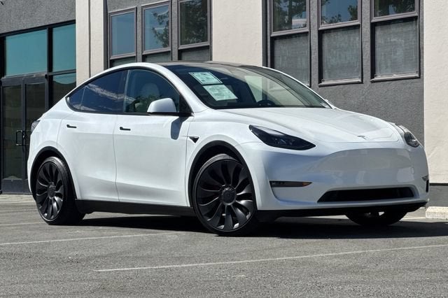2023 Tesla Model Y Performance AWD
