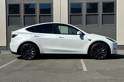 2023 Tesla Model Y Performance AWD