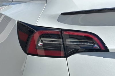 2023 Tesla Model Y Performance AWD