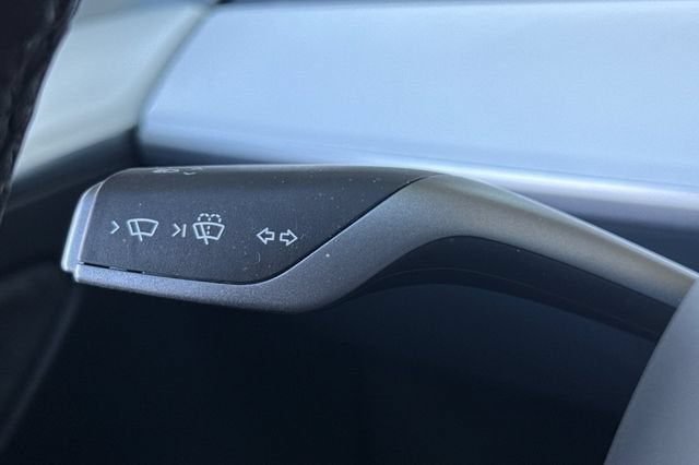 2023 Tesla Model Y Performance AWD