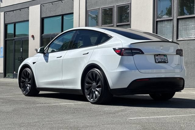2023 Tesla Model Y Performance AWD