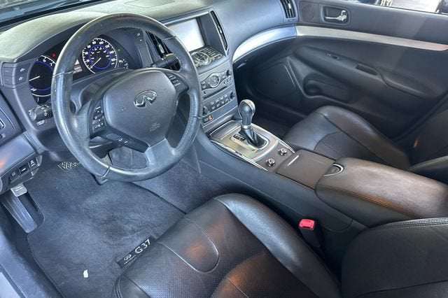 2013 INFINITI G37 Journey