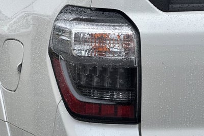 2019 Toyota 4Runner SR5 4WD (GS)