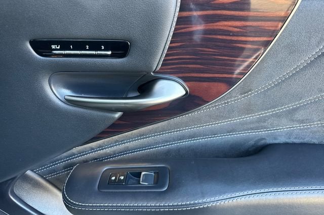 2019 Lexus LS 500h RWD