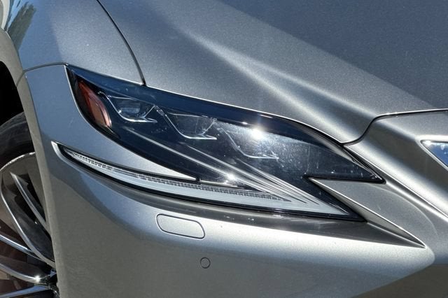 2019 Lexus LS 500h RWD