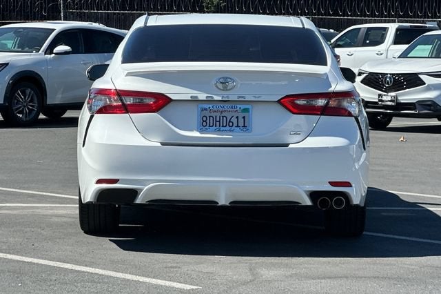 2018 Toyota Camry LE Auto (SE)