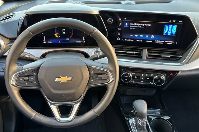 2025 Chevrolet Trax FWD 4dr LT