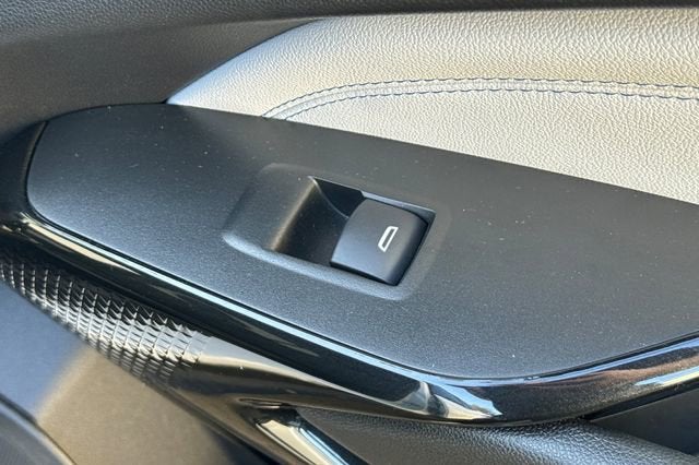 2025 Chevrolet Trax FWD 4dr LT