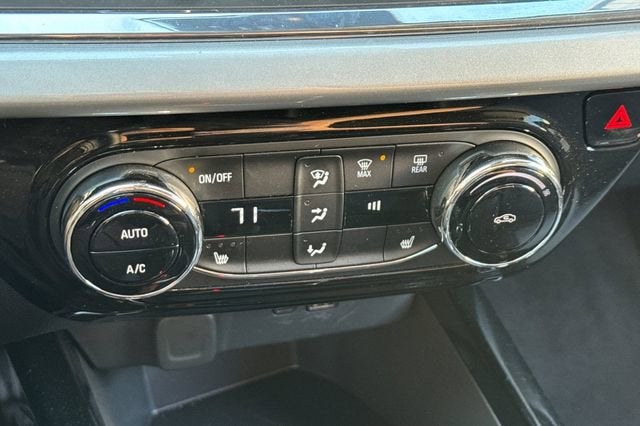 2025 Chevrolet Trax FWD 4dr LT