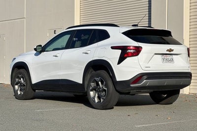 2025 Chevrolet Trax FWD 4dr LT