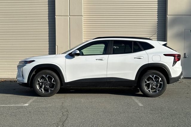 2025 Chevrolet Trax FWD 4dr LT