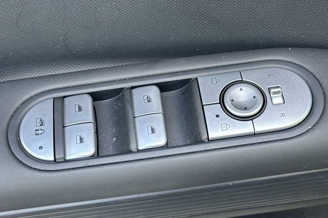 2024 Hyundai IONIQ 5 SE RWD