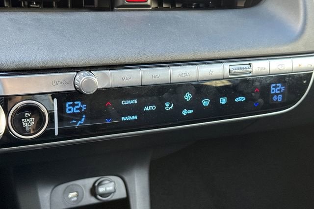 2024 Hyundai IONIQ 5 SE RWD