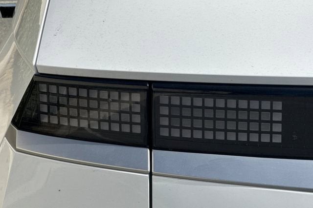 2024 Hyundai IONIQ 5 SE RWD