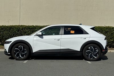 2024 Hyundai IONIQ 5 SE RWD