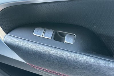 2023 Genesis G70 2.0T RWD