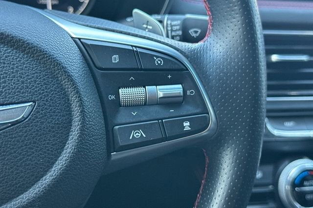 2023 Genesis G70 2.0T RWD
