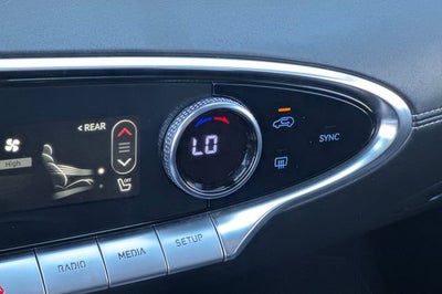 2025 Genesis GV70 2.5T AWD