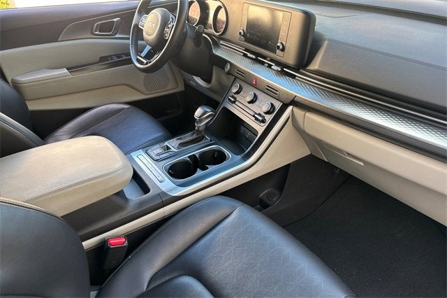 2024 Kia Carnival MPV LX FWD w/Seat Pkg