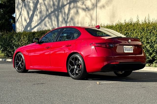 2020 Alfa Romeo Giulia RWD