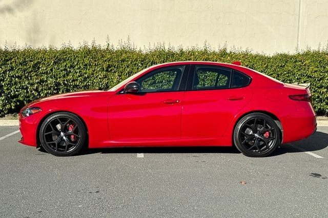 2020 Alfa Romeo Giulia RWD