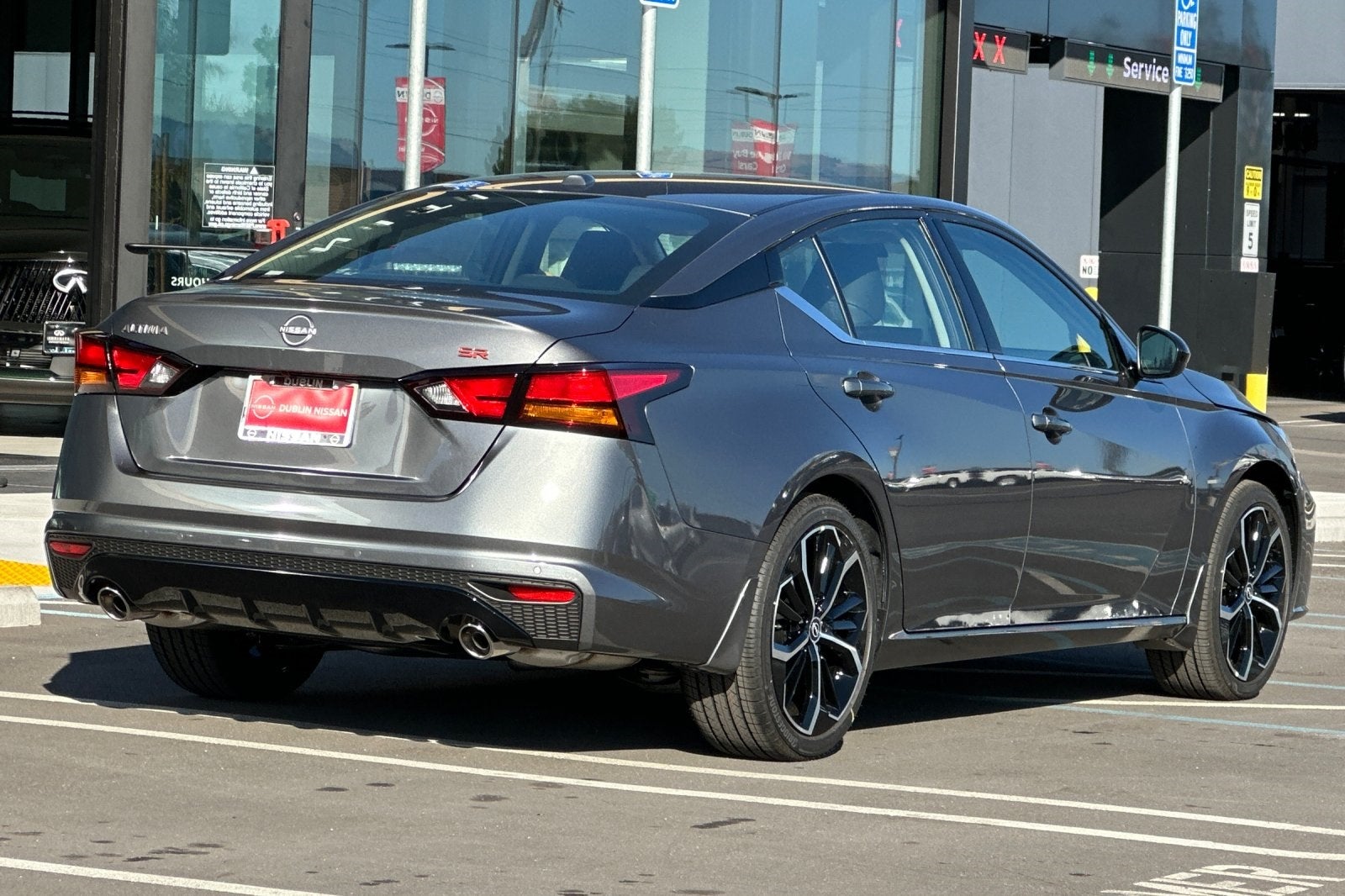 2025 Nissan Altima 2.5 SR