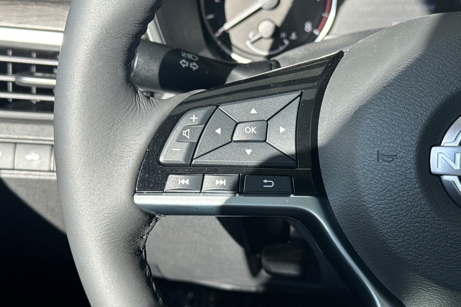 2025 Nissan Altima 2.5 SL