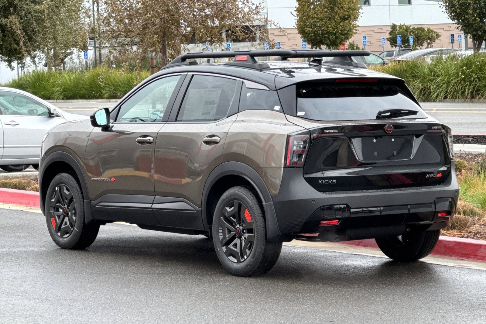 2027 Nissan Kicks SV