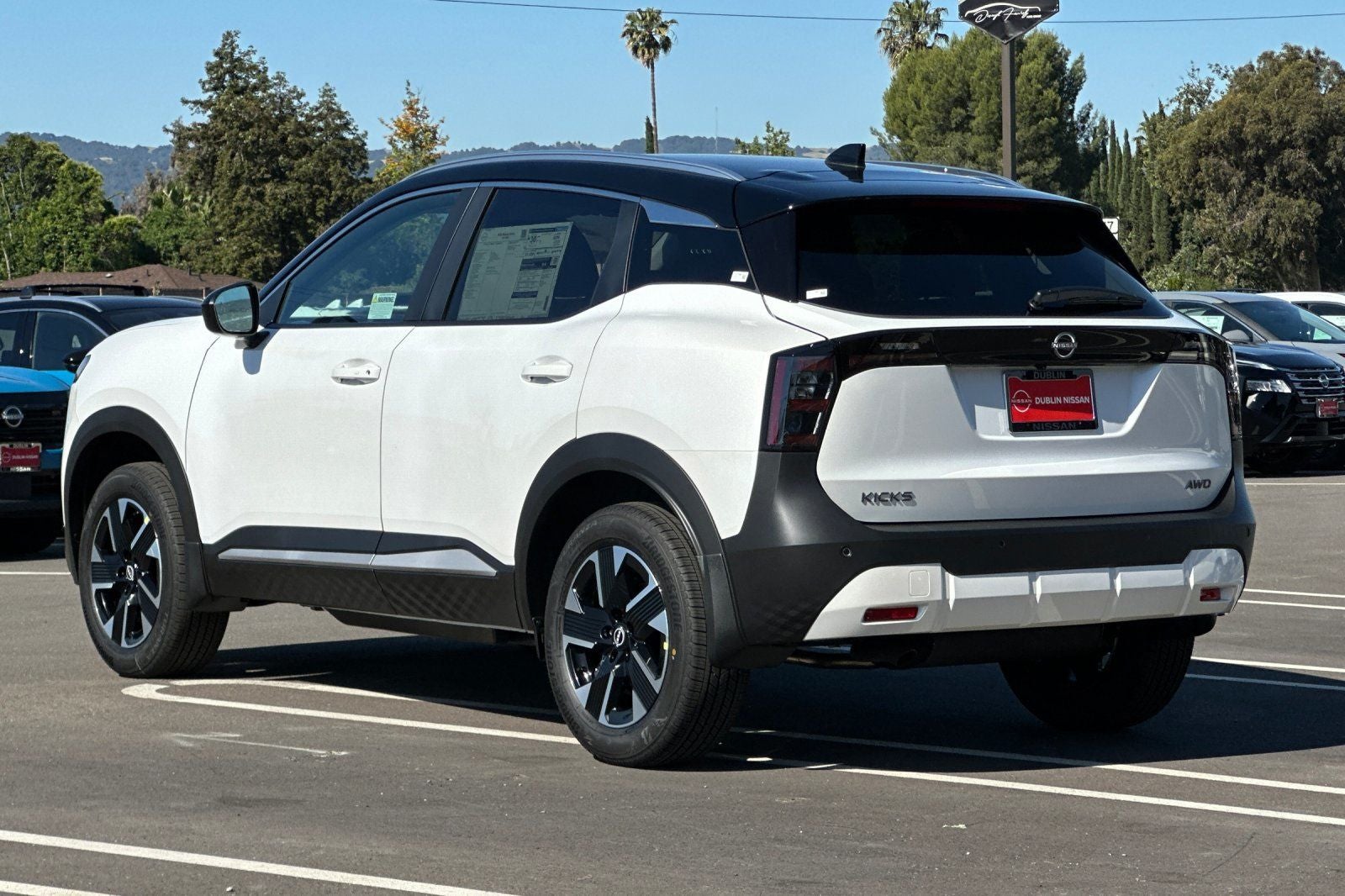 2026 Nissan Kicks SV