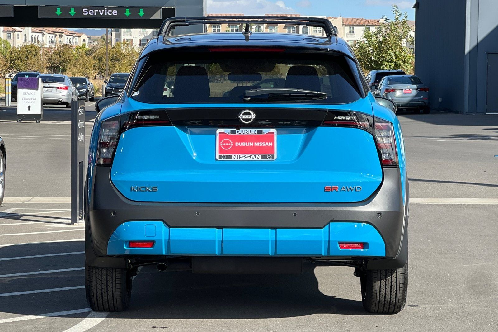 2026 Nissan Kicks SR