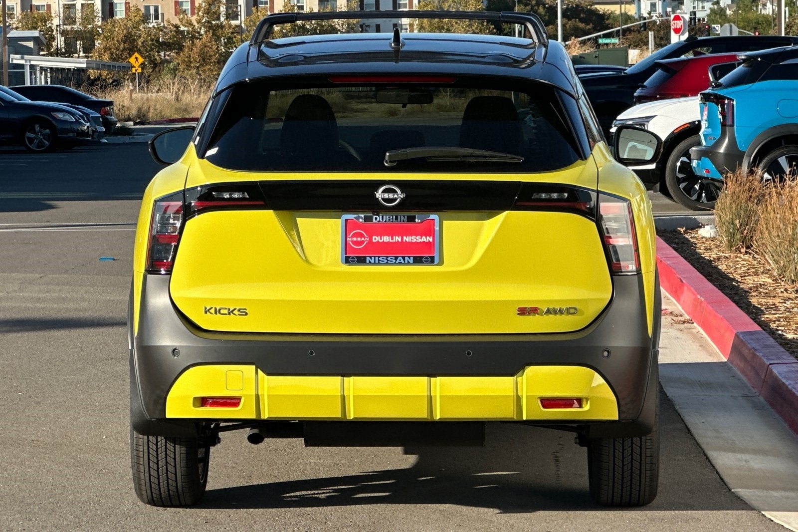 2026 Nissan Kicks SR