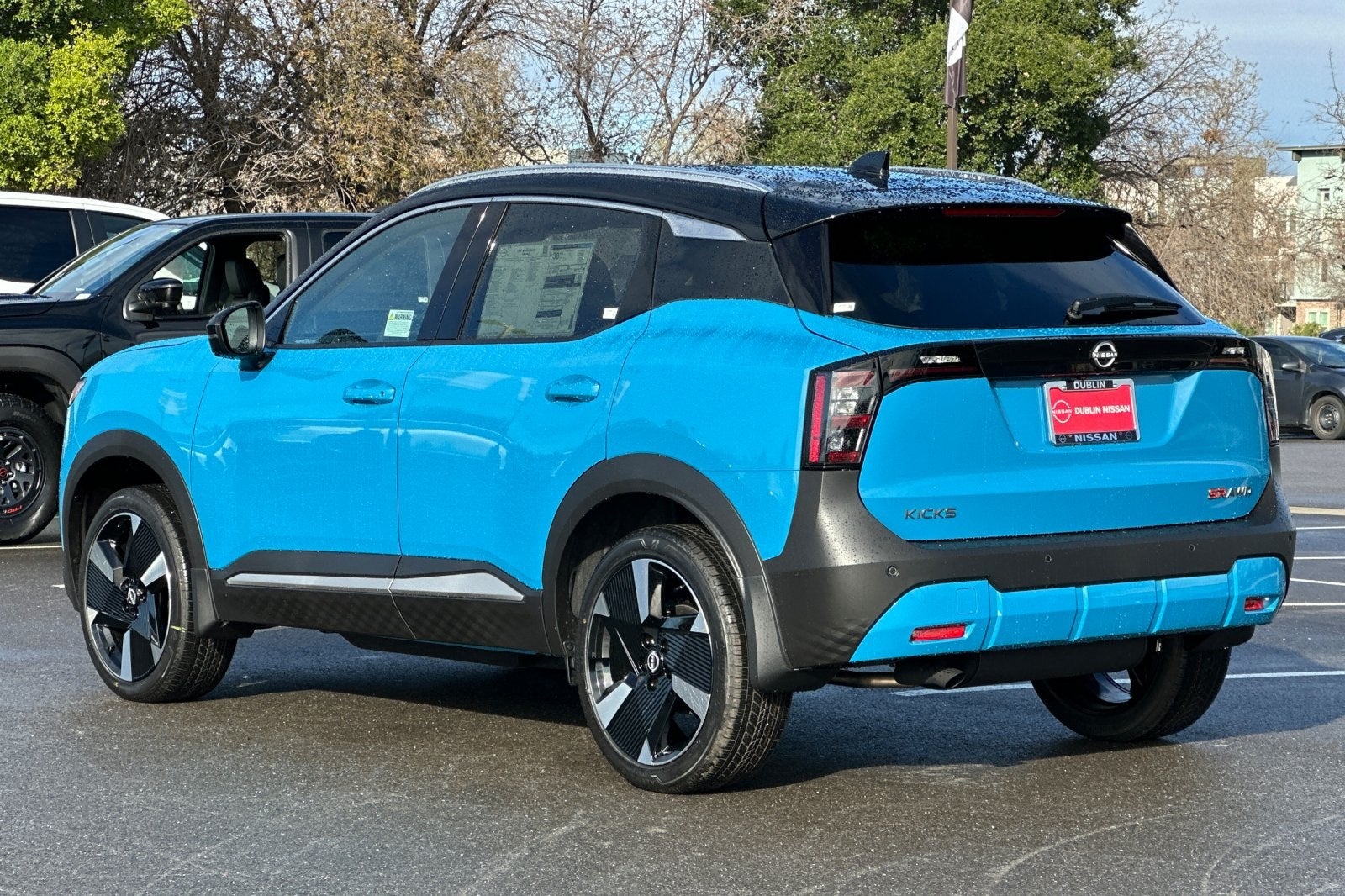 2026 Nissan Kicks SR