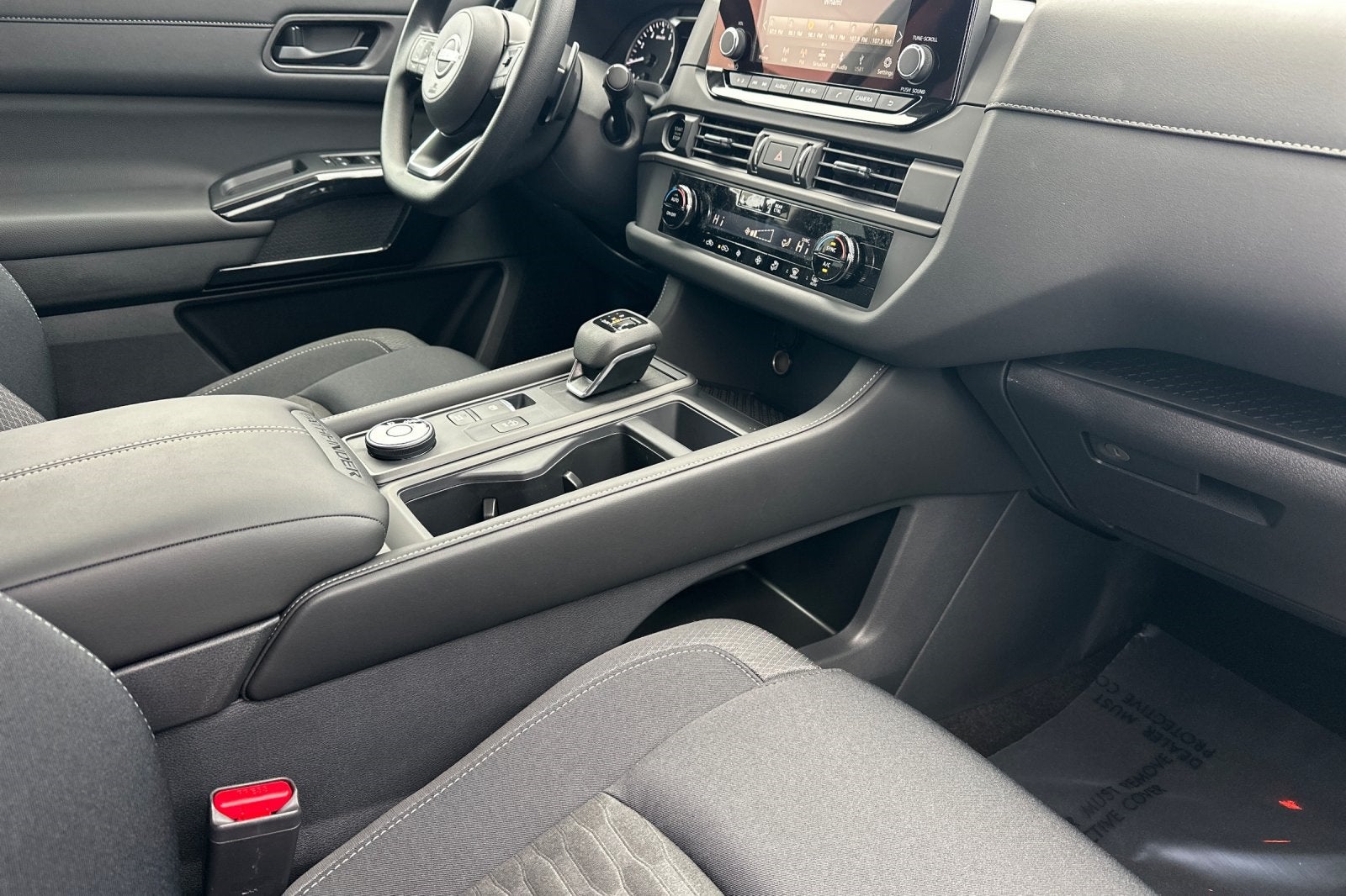 2025 Nissan Pathfinder S