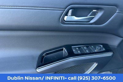 2026 Nissan Pathfinder SL