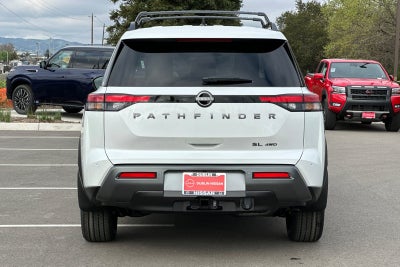 2026 Nissan Pathfinder SL