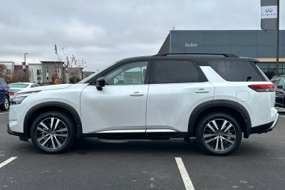 2025 Nissan Pathfinder Platinum