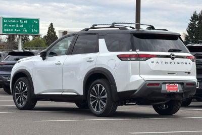 2026 Nissan Pathfinder Platinum