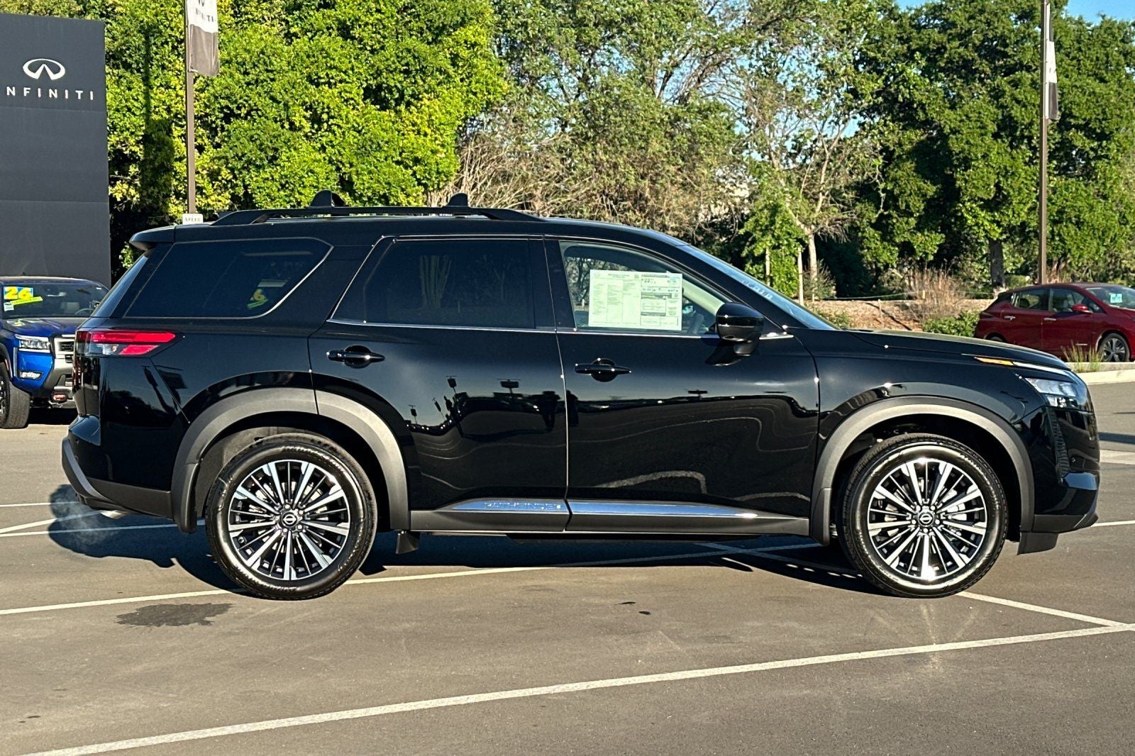 2026 Nissan Pathfinder Platinum