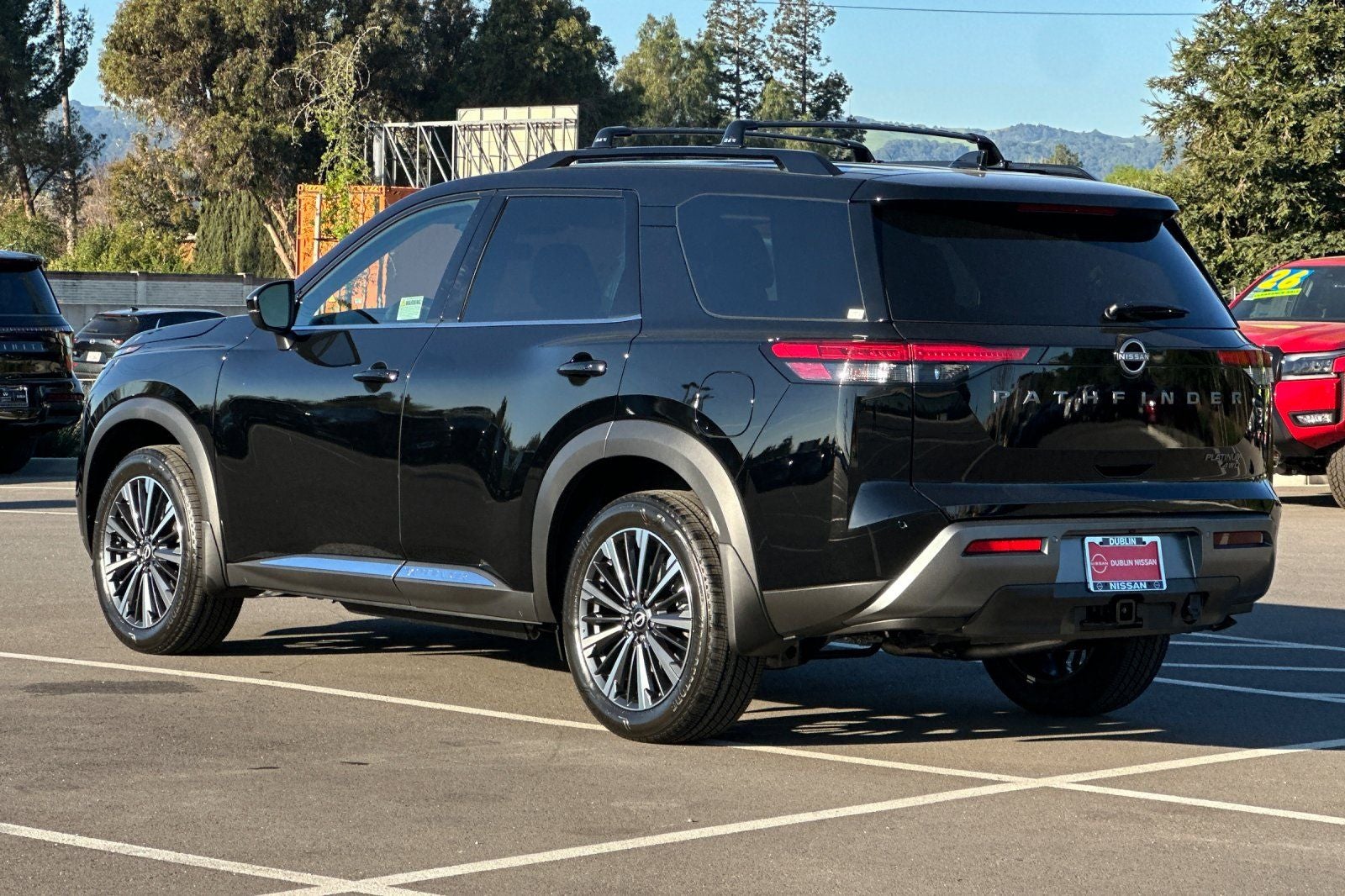 2026 Nissan Pathfinder Platinum