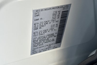 2025 Nissan Pathfinder Platinum