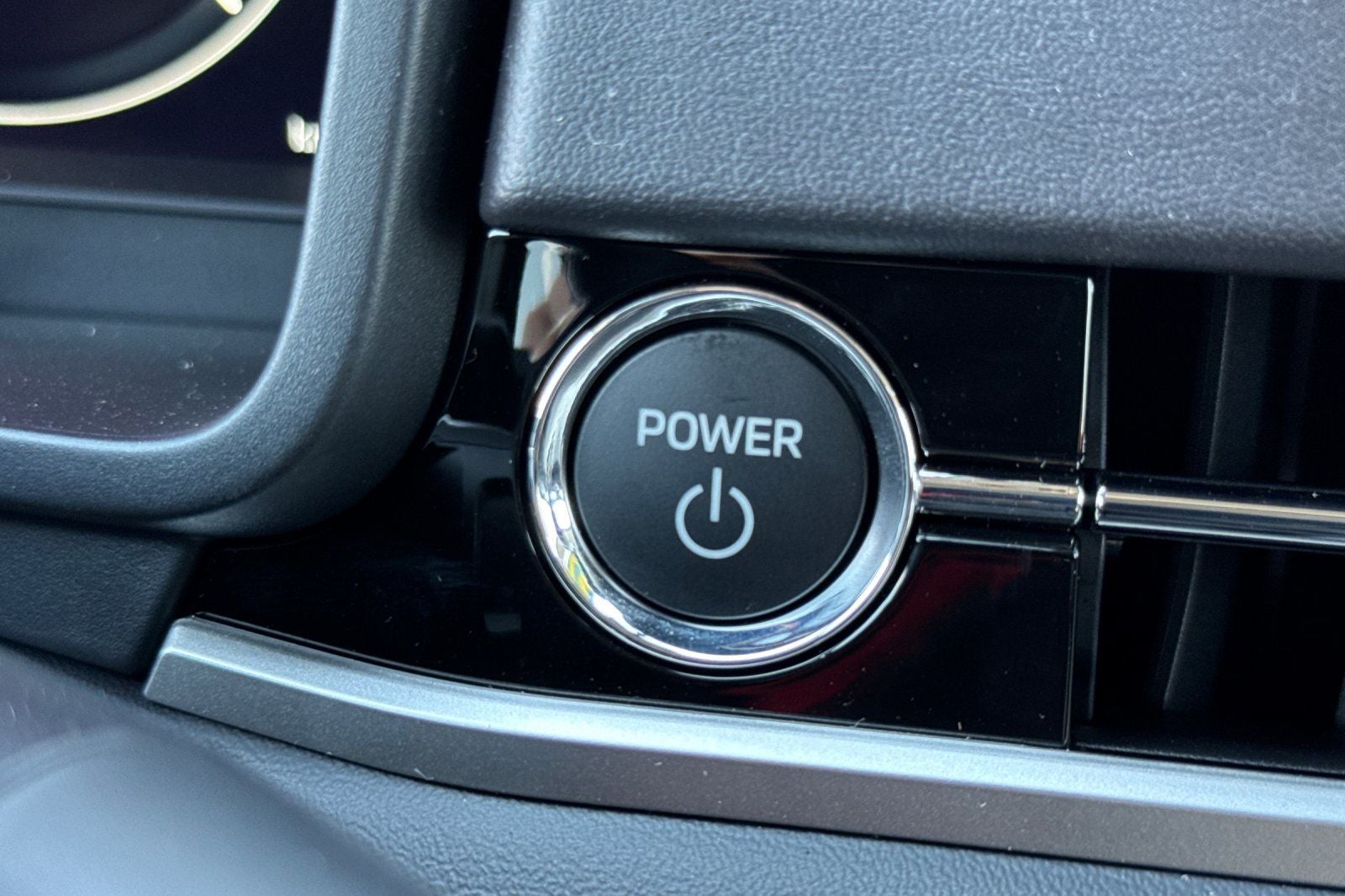 2026 Nissan Rogue Plug-In Hybrid SL