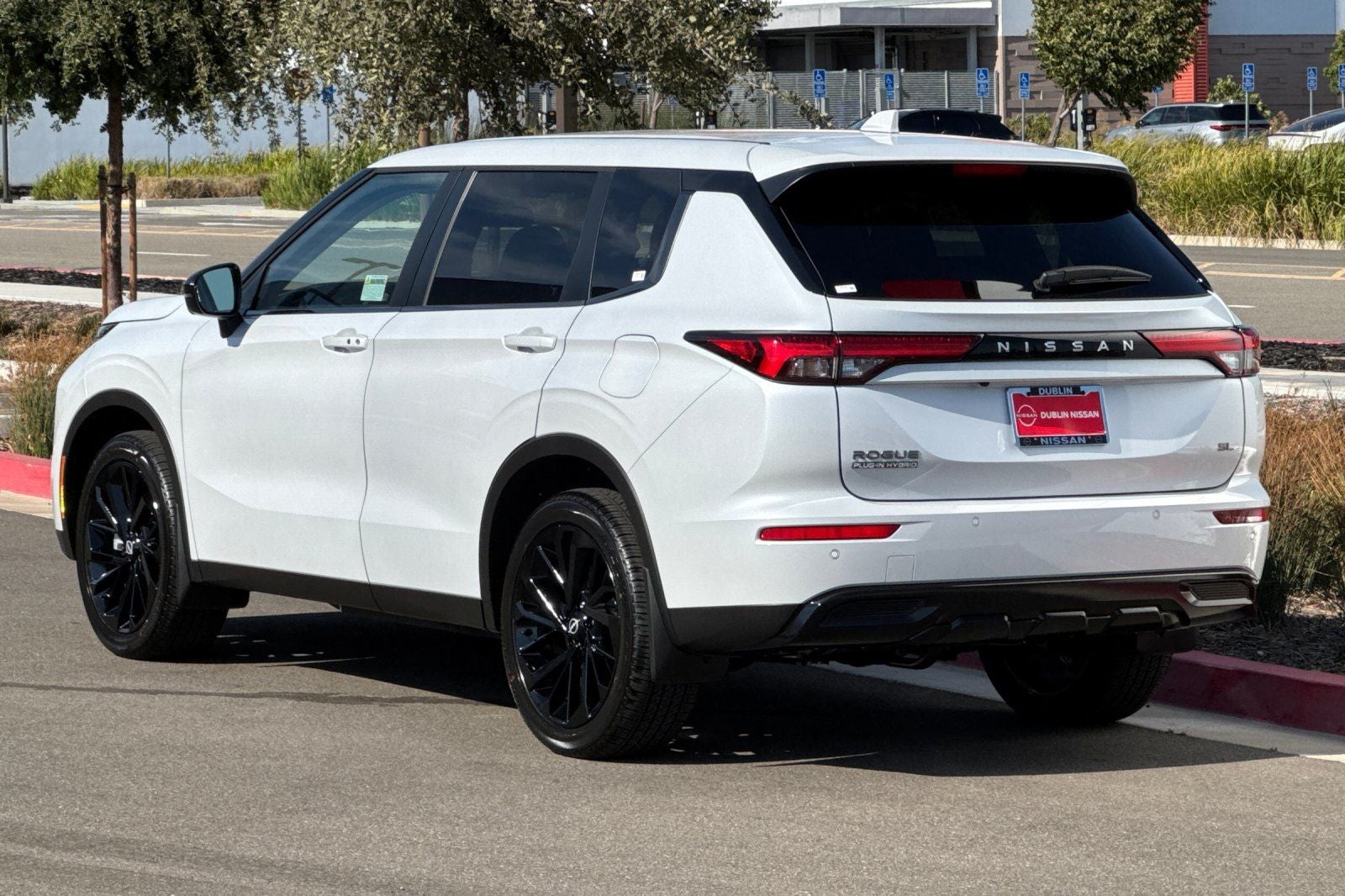 2026 Nissan Rogue Plug-In Hybrid SL