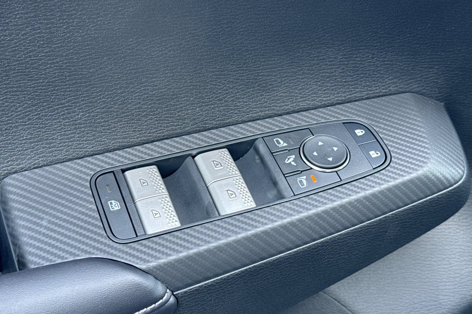 2026 Nissan Rogue Hybrid SL