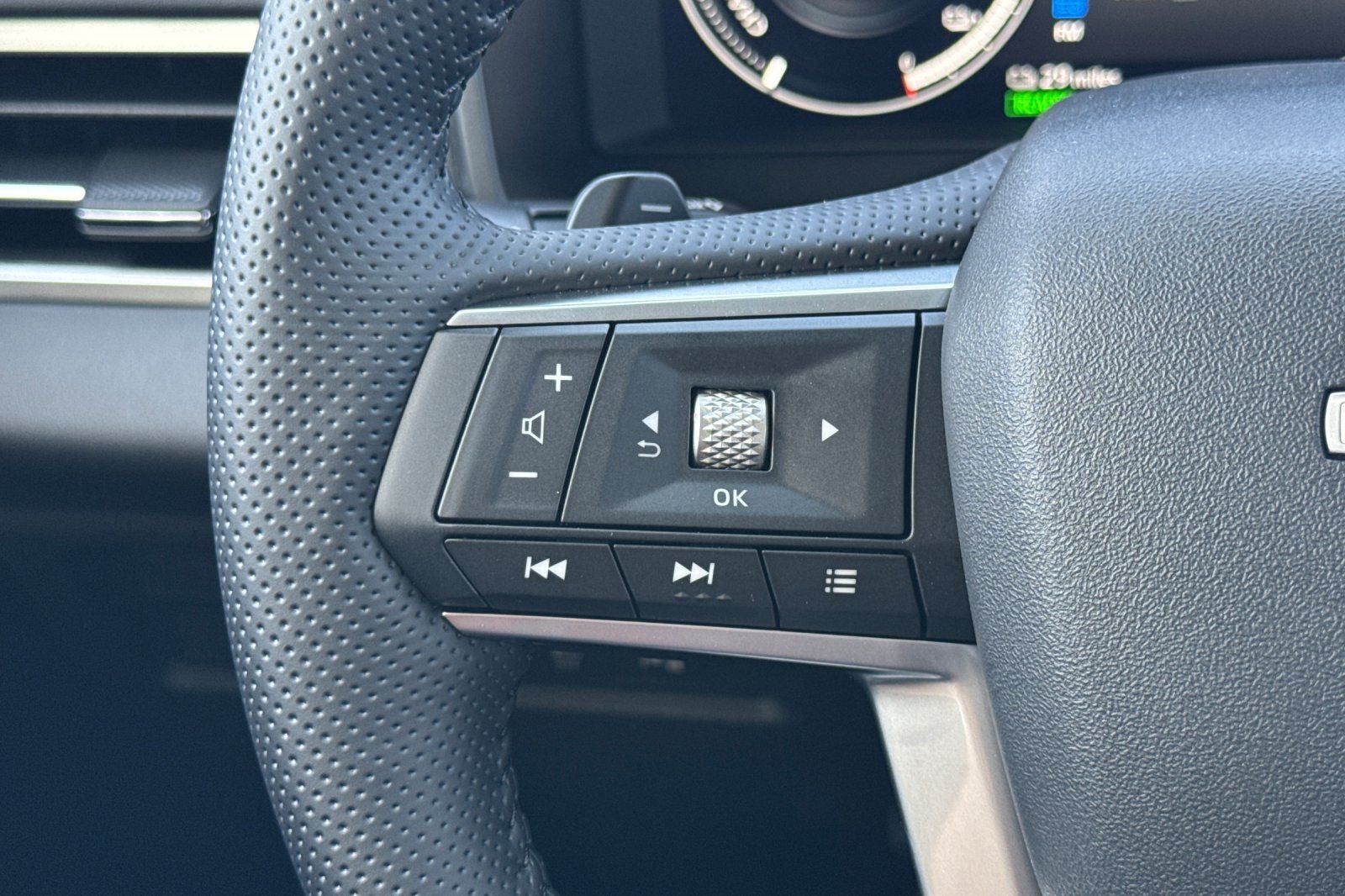 2026 Nissan Rogue Hybrid SL