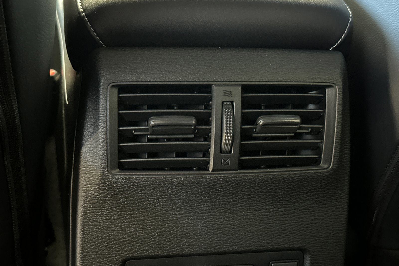 2026 Nissan Rogue Plug-In Hybrid Platinum