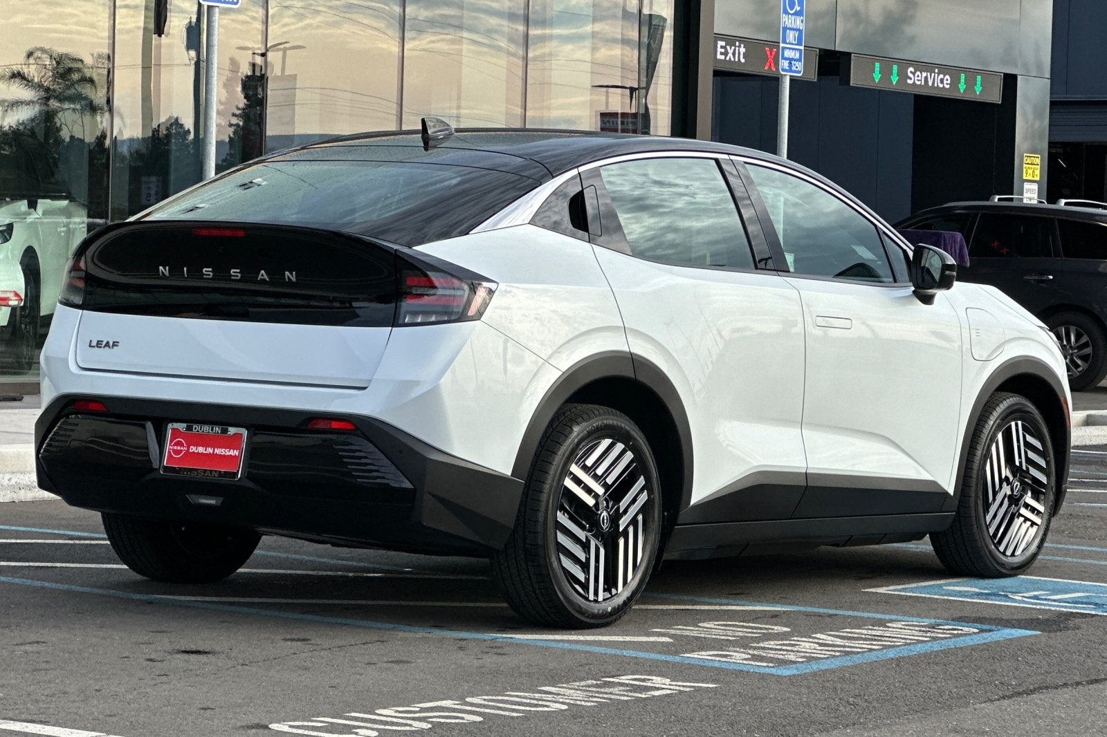 2026 Nissan Leaf SV+