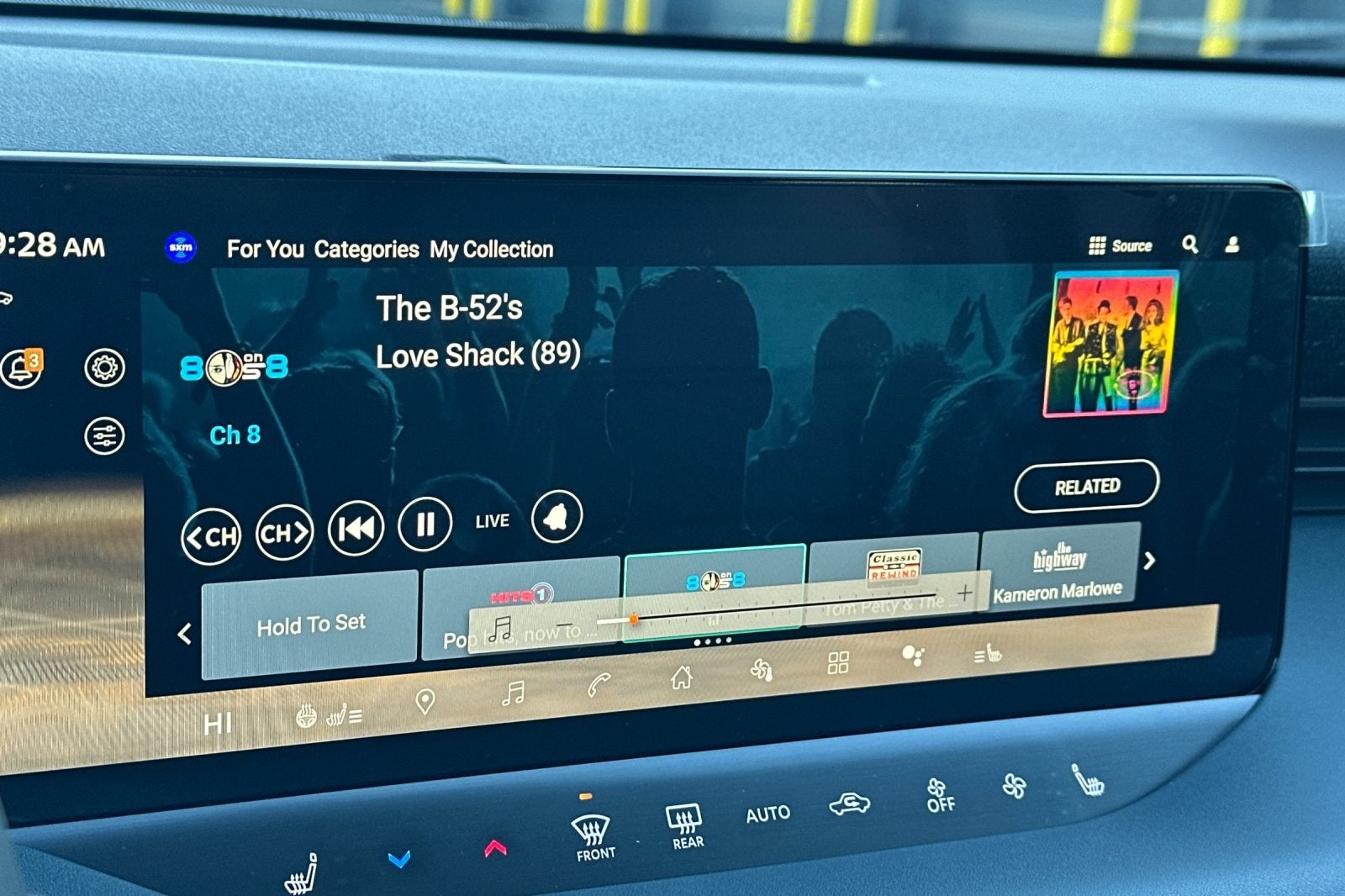 2026 Nissan Leaf PLATINUM+