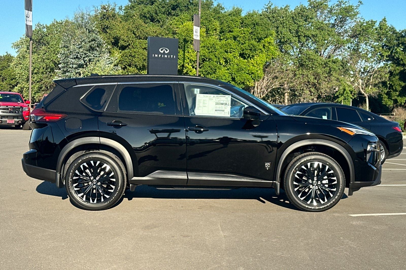 2026 Nissan Rogue Dark Armor