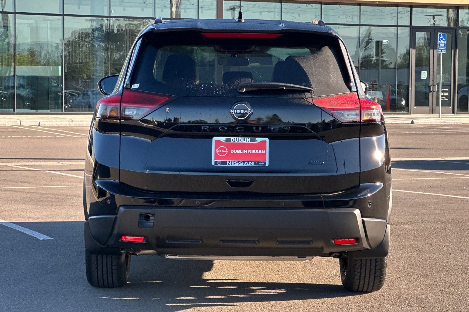 2026 Nissan Rogue Dark Armor